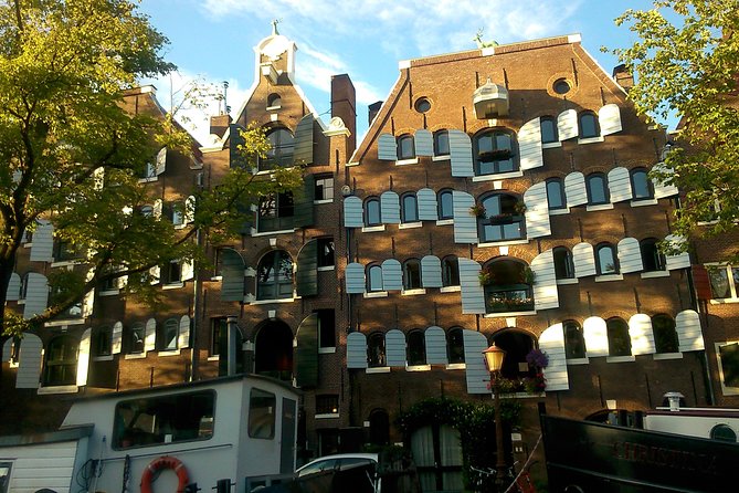1,5 hours Amsterdam Rickshaw Tour - Guides who tailor the ride, and what that means for you