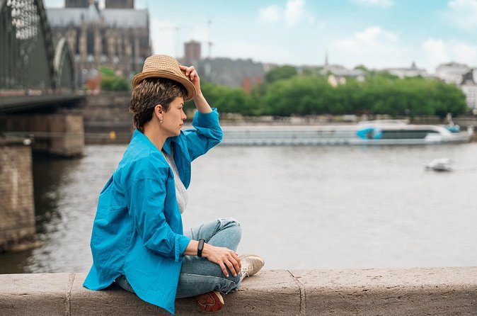 2 Countries in 1 Day: Cologne Day Tour from Amsterdam - FAQ