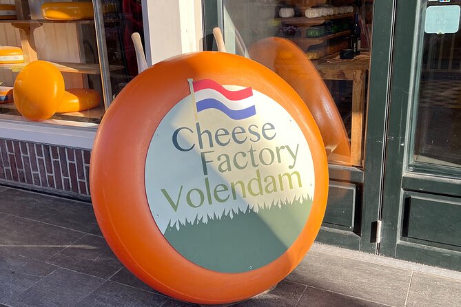 4h Private Tour from Ams to Volendam and Marken- Electric Car - Marken first stop: lighthouse views, apple pie, and optional add-ons