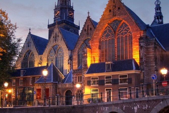 5 hrs Golden Age Amsterdam Private Walking Tour With Local Guide - Chinatown to De Wallen: context you can handle