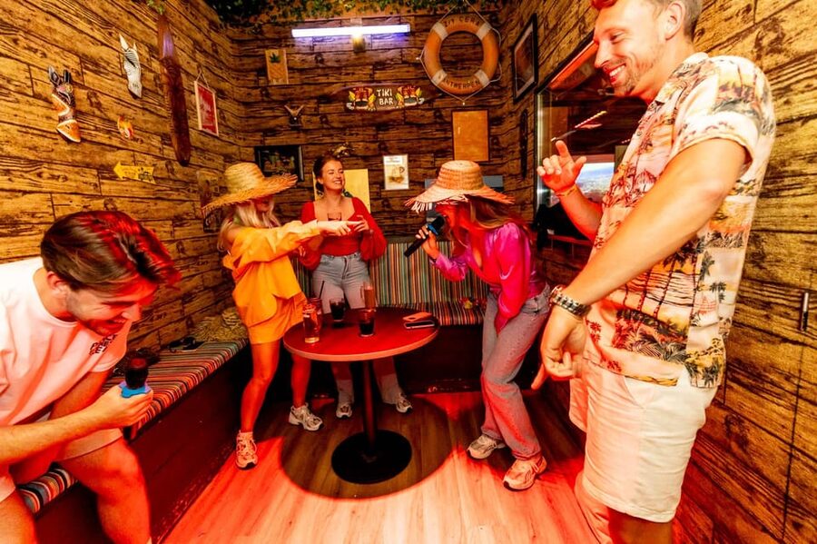 Aloha Amsterdam: Private Karaoke Booth with 20.000 Songs - A Private Karaoke Booth Near Amsterdam Central
