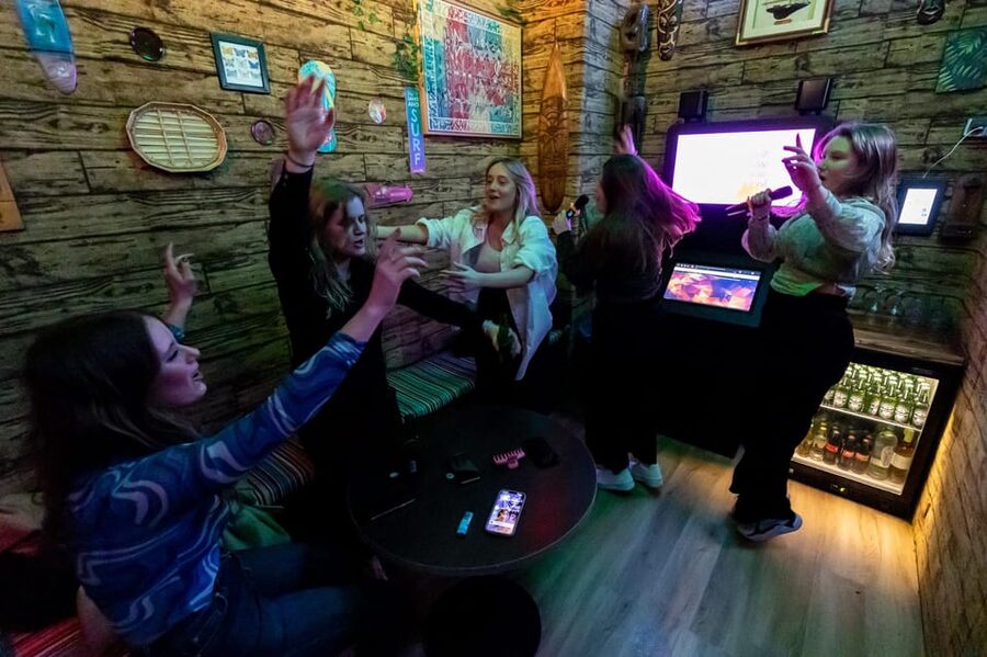 Aloha Amsterdam: Private Karaoke Booth with 20.000 Songs - Choosing songs from 20,000 tracks without wasting time