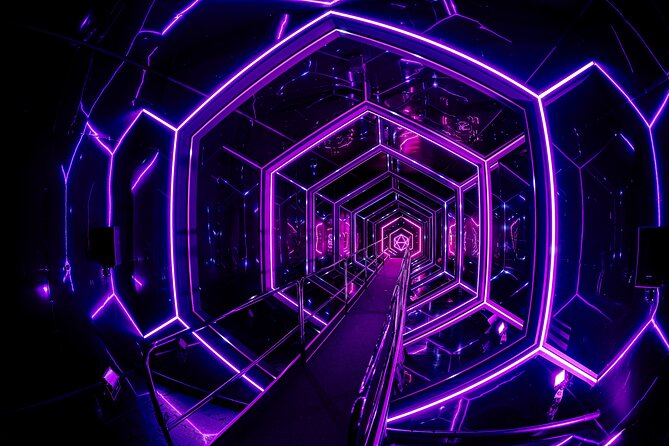 AMAZE Amsterdam: Immersive Audiovisual Experience - Key Highlights at a Glance