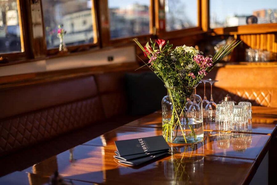 Amsterdam: 1.5-Hour High-End Morning Breakfast Canal Cruise - Key Things to Know Before You Board