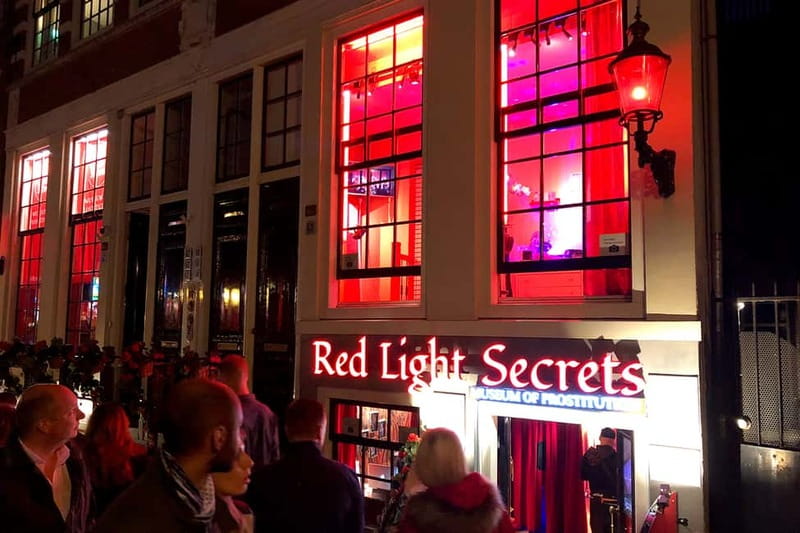 Amsterdam: 1,5-Hour Red Light District Tour - Key things to know before you go