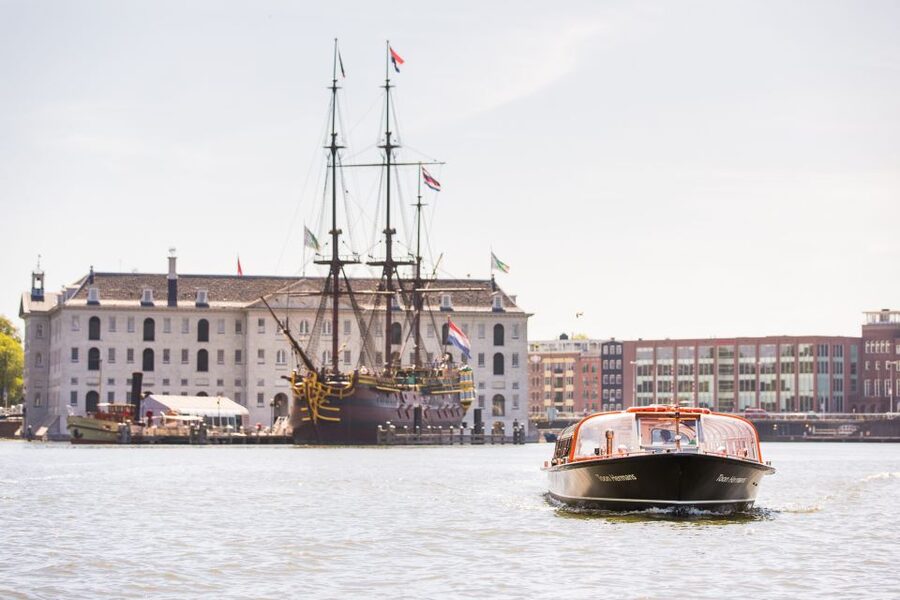 Amsterdam 1-Hour Canal Cruise and Ripley’s Believe it or Not - FAQ