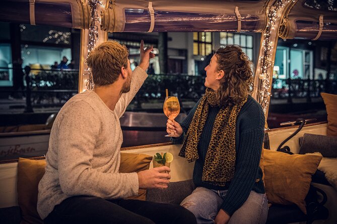 Amsterdam: 1-Hour Canal Cruise in the Evening - Flower Market time: Amsterdam’s only floating flower market