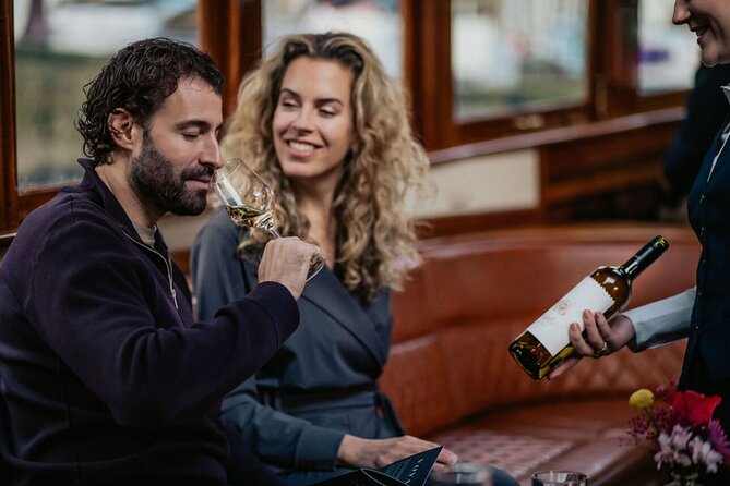 Amsterdam: 2-Hour Canal Cruise incl. Drinks & Dutch Snacks - Anne Frank House and the Canalbelt route, from Prinsengracht to the grachtengordel