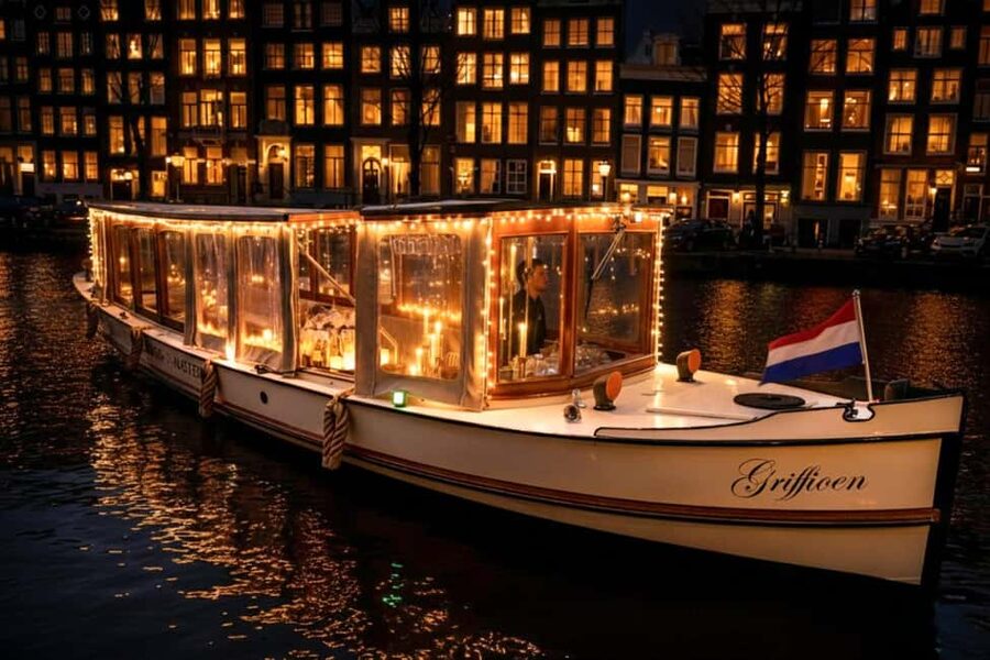 Amsterdam: 2-Hour Candle Light Cruise + Drinks & Snacks - Why candlelight changes Amsterdam at night