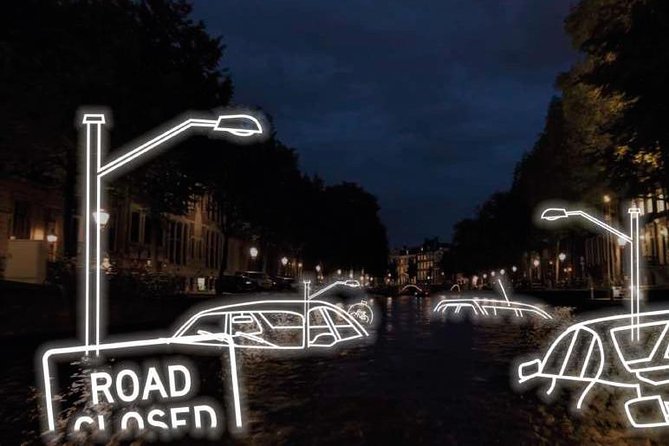 Amsterdam 2-Hour Evening Cruise With Live Guide and Bar - A guided canal cruise that makes the lights make sense