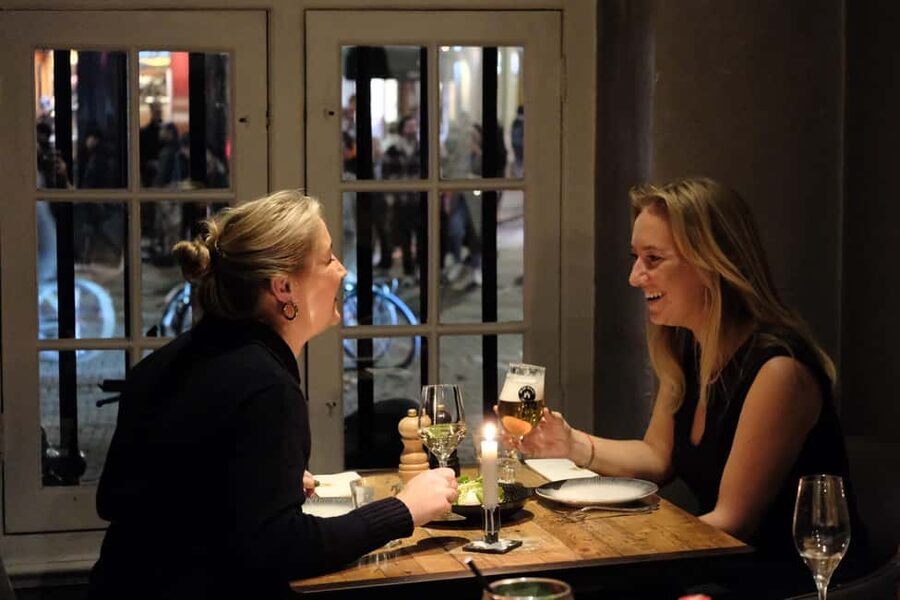 Amsterdam: 3-Course Typical Dutch Menu at In de Waag - Accessibility and comfort: planning for an easy evening
