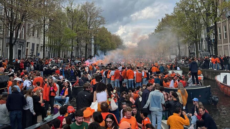 Amsterdam: 3 Hour Kings Day Boat Party with Unlimited Drinks - Key highlights worth your attention