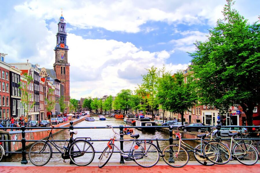 Amsterdam: 3-Hour Private Highlights City Tour by Minivan - Crossing the IJ River for modern Dutch architecture
