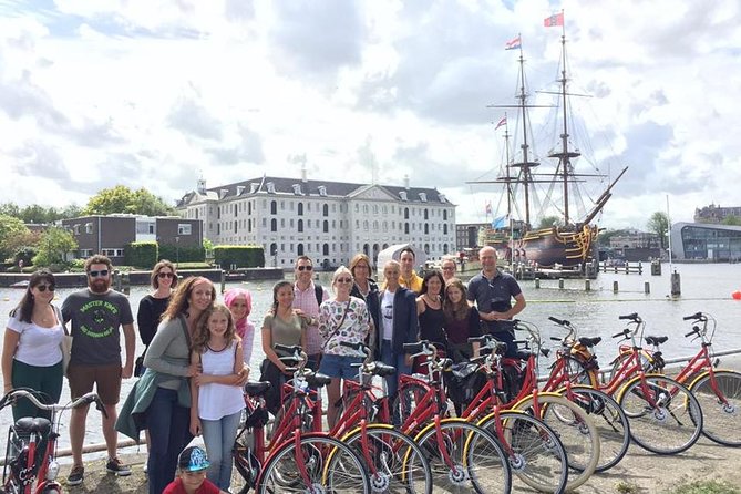 Amsterdam 3 hrs Bike Tour – live guide En/Fr/De/Nl/Sp - Entering Amsterdam by bike, not by checklist