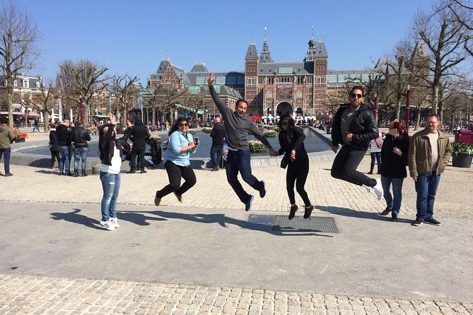Amsterdam 3 hrs Bike Tour – live guide En/Fr/De/Nl/Sp - Biking in Amsterdam: safety tips that keep the tour fun