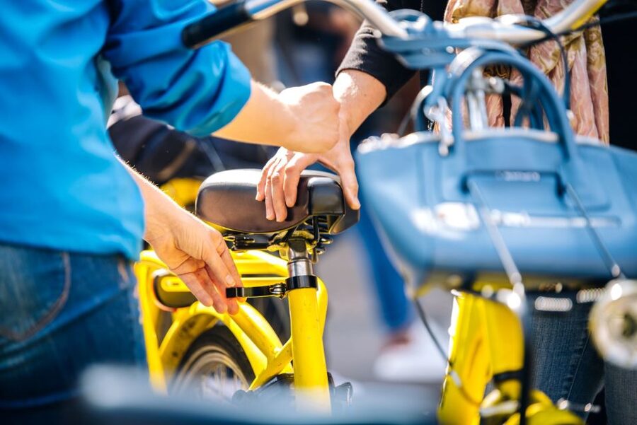 Amsterdam: 3h E-Bike Tour with break - Key things to know before you ride