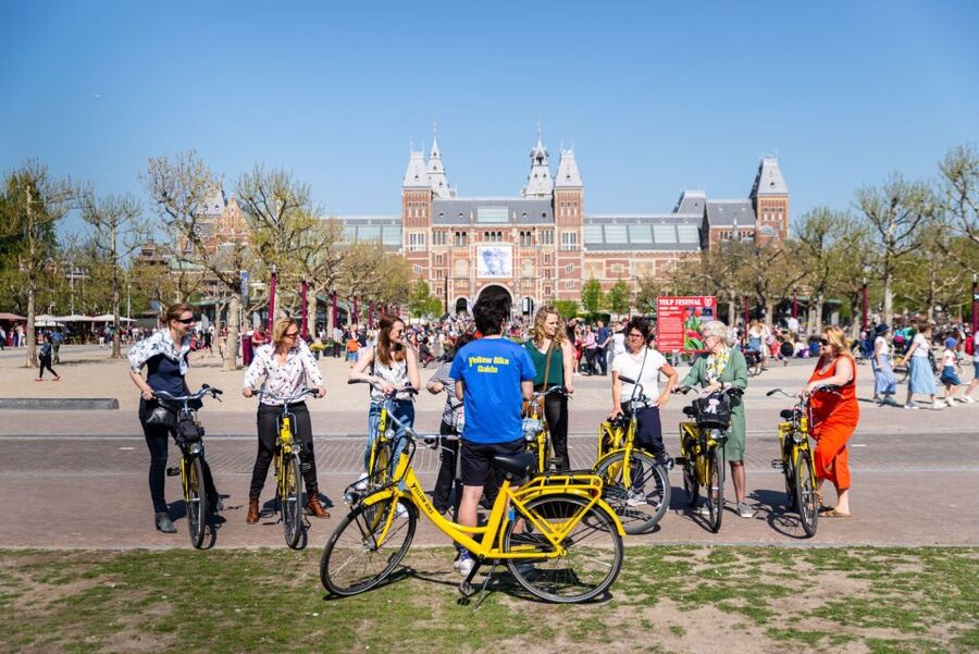 Amsterdam: 3h E-Bike Tour with break - Anne Frank House area: powerful context without the chaos