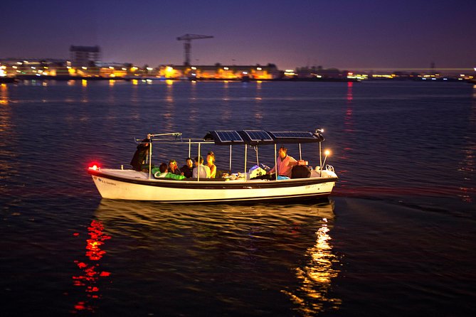 Amsterdam 90-min Private Canal Cruise with Live Guide and Drinks - Your Skipper Makes or Breaks the Evening