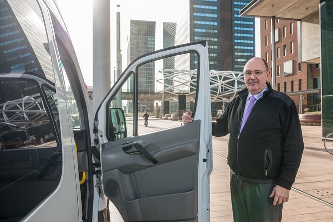 Amsterdam Airport Arrival Transfer (Airport to Amsterdam Hotel or Address) - Schiphol to Amsterdam Hotel, How the Meet and Greet Works