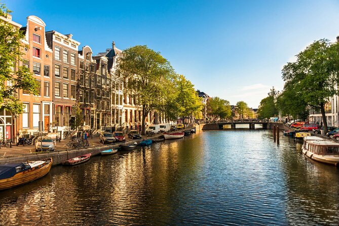 Amsterdam Airport & Non-Airport Private Transfer to City Center - Drop-off in the city: less friction, more control
