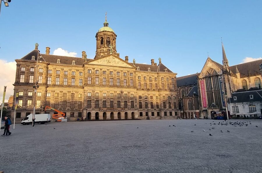 Amsterdam All In One Tour Walking Tour - Behind the Red Windows: learning the story without turning it into a spectacle
