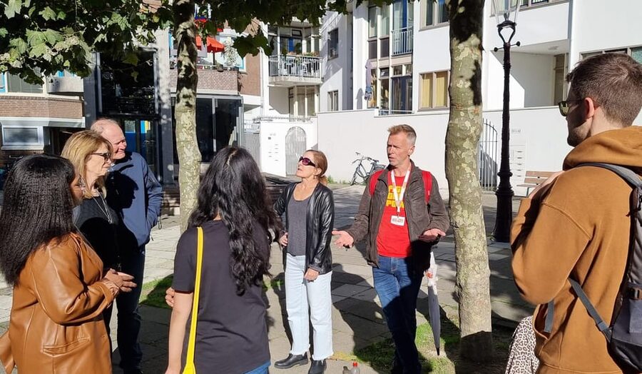 Amsterdam All In One Tour Walking Tour - Price and value: $3.53 plus tips, for a short local narrative marathon