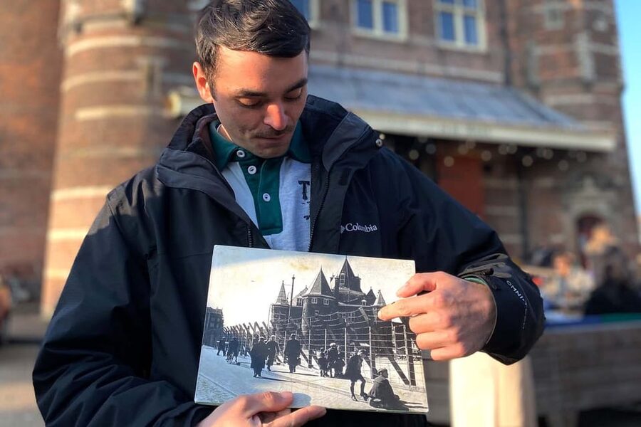 Amsterdam: Anne Frank Guided Small Group Walking Tour - A 2-hour Anne Frank walk that explains the city, not just the tragedy