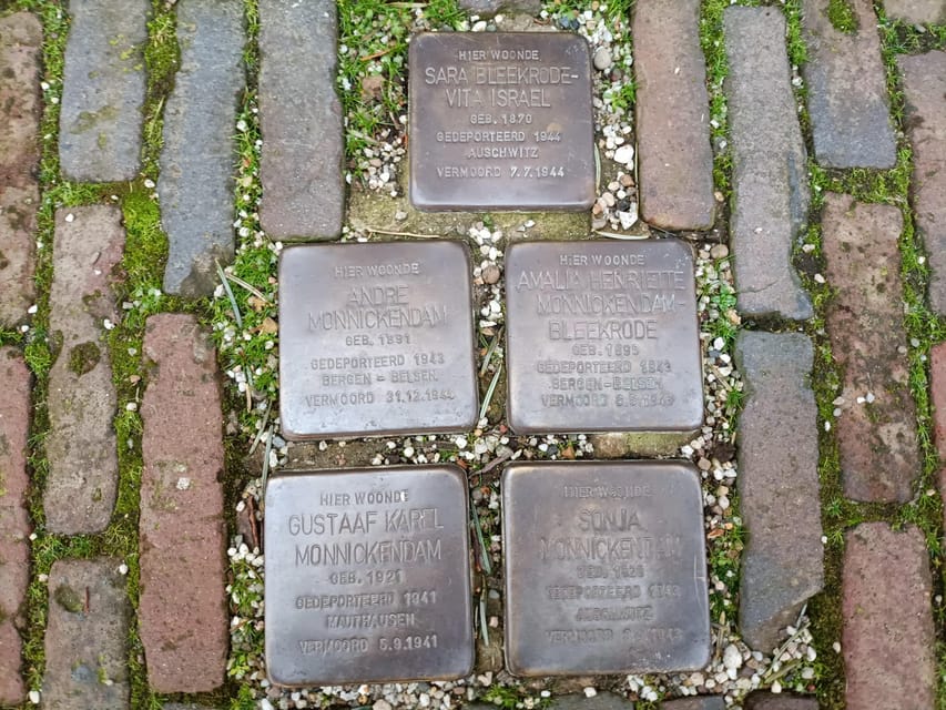 Amsterdam: Anne Frank Guided Small Group Walking Tour - Anne Frank Monument: where the story turns from context to remembrance