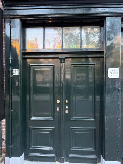 Amsterdam: Anne Frank History Walking Tour - Portuguese Synagogue to De Dokwerker: ending with hope and resistance