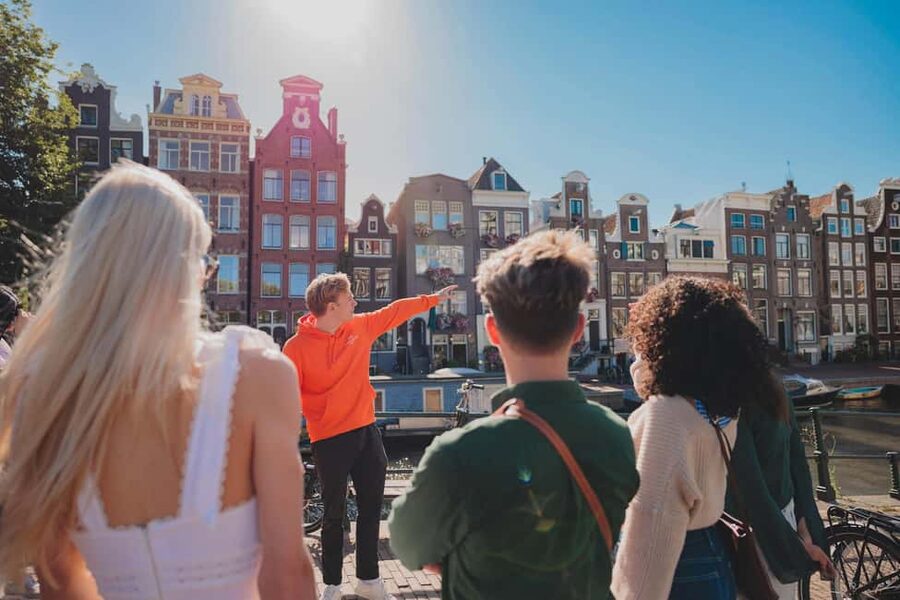 Amsterdam: Anne Frank History Walking Tour - Meeting at the Anne Frank Monument, then stepping into Westerkerk echoes