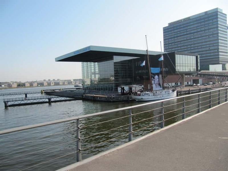 Amsterdam:: Bike Rental with Free Self-Guided Tour - Cycling Amsterdam at a Leisure Pace, Without the Group Pressure