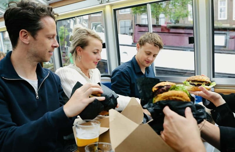 Amsterdam: Burger Cruise - Burgerbar & Canal Cruise - The onboard experience: comfort details that make the difference