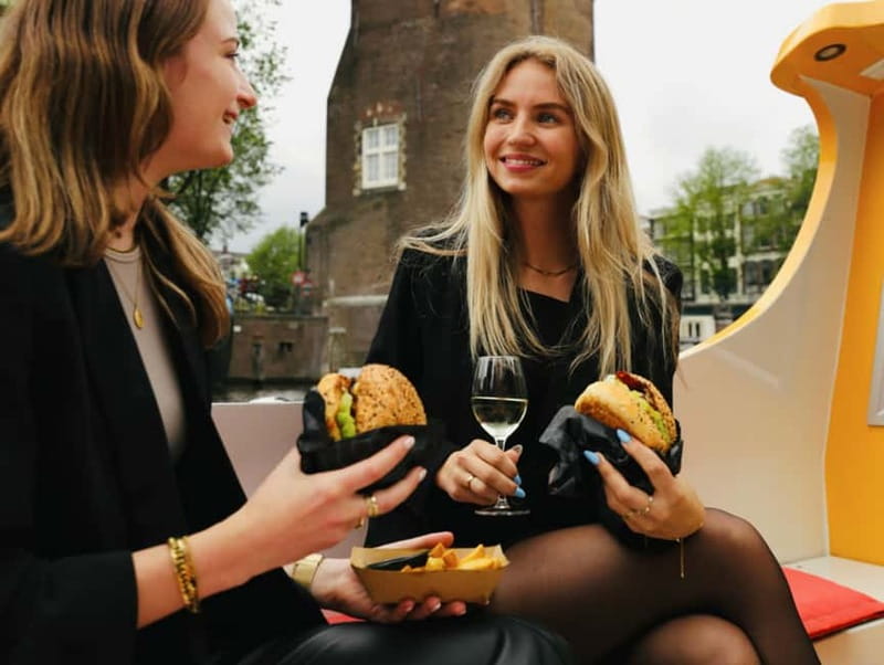 Amsterdam: Burger Cruise - Burgerbar & Canal Cruise - Getting on at Prinsengracht, right by the Anne Frank area