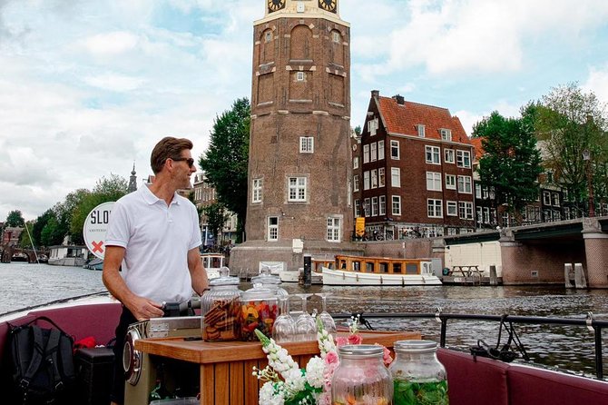 Amsterdam canal cruise in open boat – Guided tour - Practical logistics that affect your comfort