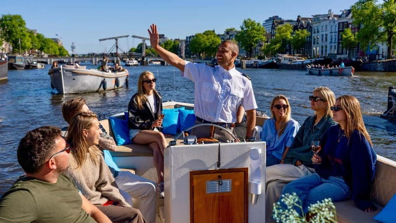 Amsterdam: Canal Cruise in Open Boat with Drink Option - Why This Open-Boat Canal Cruise Works So Well