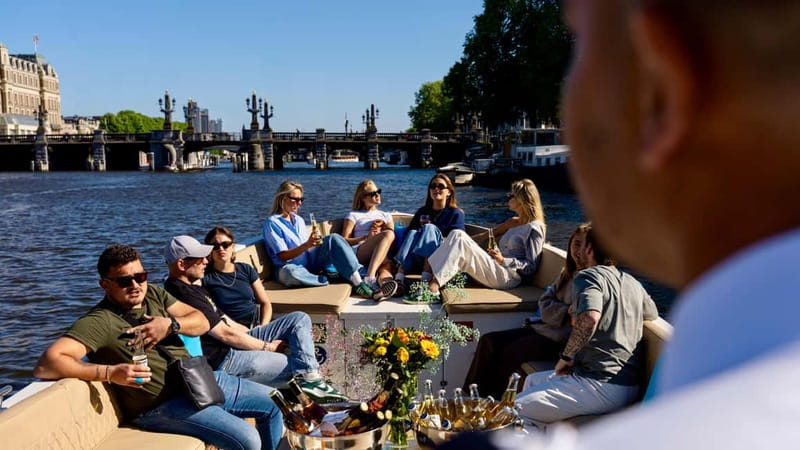 Amsterdam: Canal Cruise in Open Boat with Drink Option - Where the Cruise Starts: Central Station vs. Anne Frank House