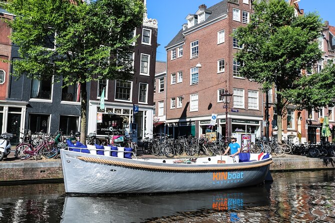 Amsterdam Canal Cruise in Open Boat with Unlimited Drinks Option - Timing for a 1-Hour Cruise: Why Short Works So Well