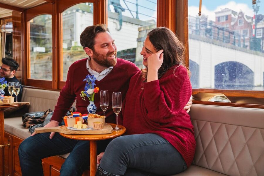 Amsterdam: Canal Cruise with Bubbles & Bites - Who this cruise suits best, and who should skip