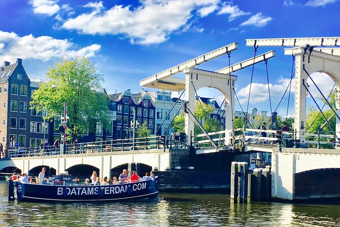 Amsterdam Canal Cruise with Live Guide - Central Station - Key things to know before you go