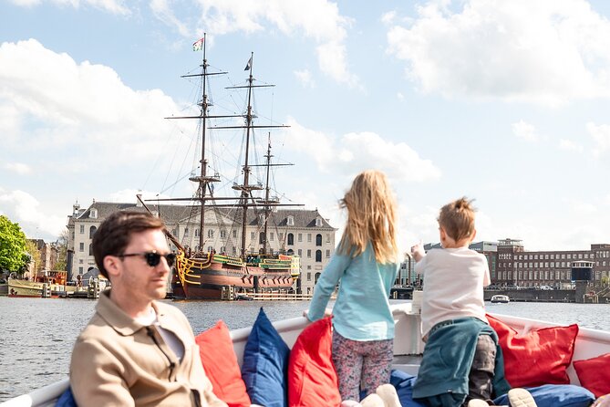 Amsterdam Canal Cruise with Live Guide - Central Station - Small group size, modern tickets, and what to bring