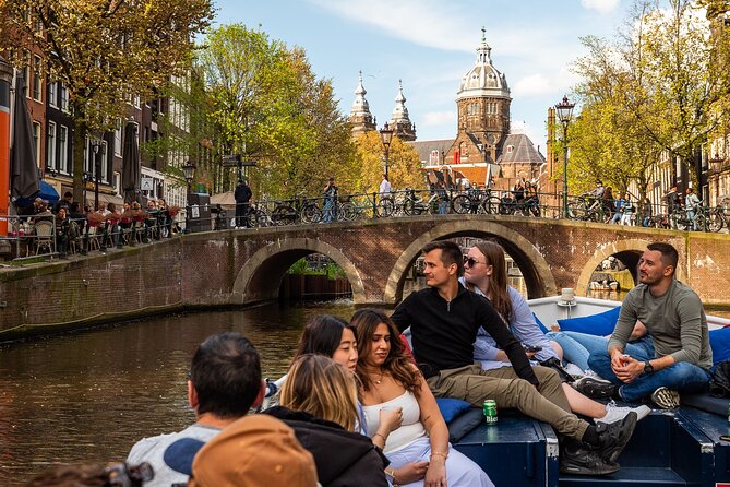 Amsterdam Canal Cruise with Live Guide - Central Station - Price and value for an hour on the canals