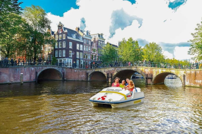Amsterdam: Chart Your Own Canal Course by Pedal Boat - The 1-hour canal loop: how your route really works