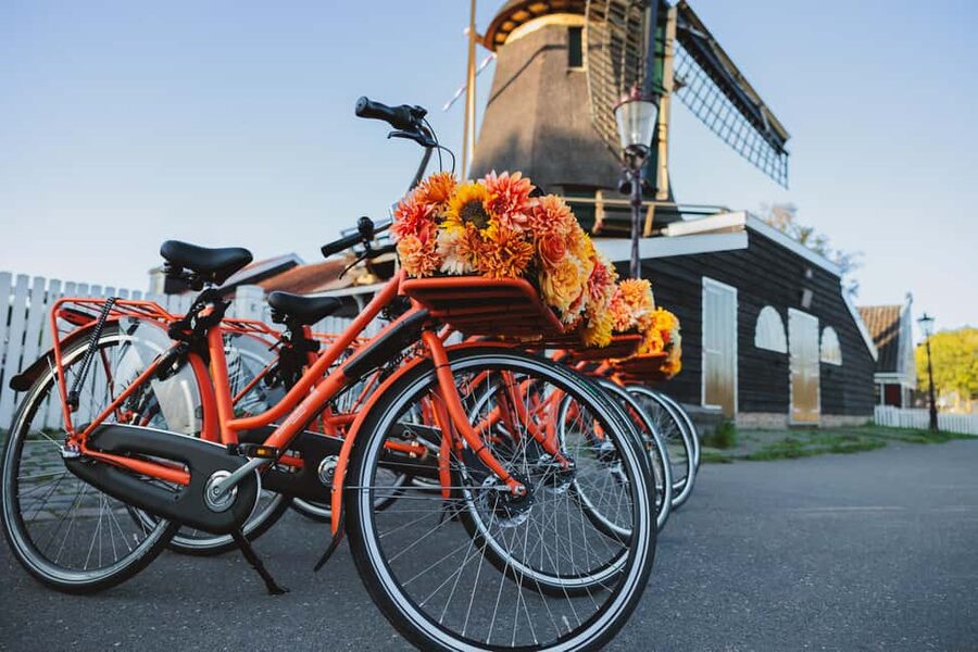 Amsterdam: Cheese Tasting, Windmill & Countryside Bike Tour - Dikhoeve Kaas V.O.F.: Cheese Tasting That Feels Like a Real Farm Visit