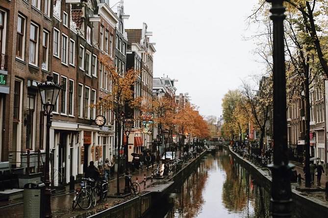 Amsterdam City Center Guided Walking Tour Semi-Private 12ppl Max - Semi-private Amsterdam walking, and why it works in 2.5 hours