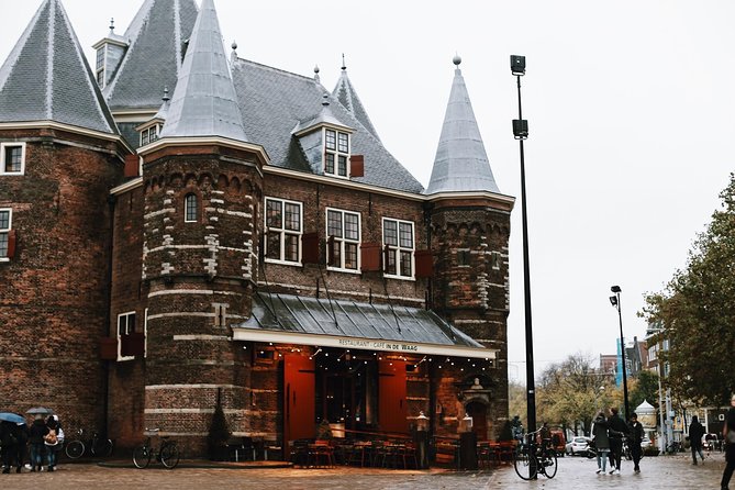 Amsterdam City Center & History - Exclusive Guided Walking Tour - Three-Canal Facades, Begijnhof Quiet, and Dam Square’s Heartbeat