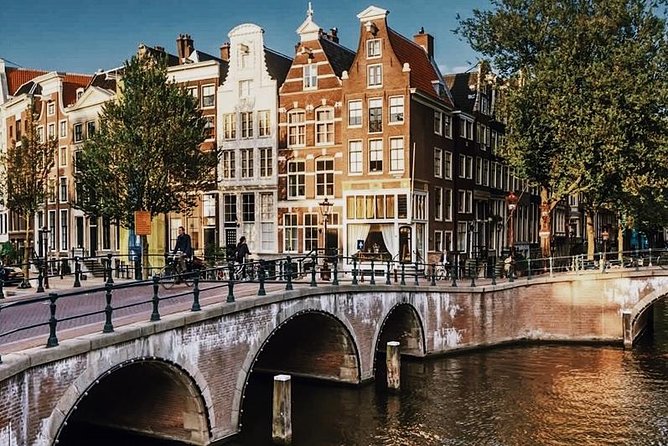 Amsterdam City Center & History - Exclusive Guided Walking Tour - Catholic to Protestant Amsterdam: St Nicholas Basilica, Schreierstoren, and Zeedijk