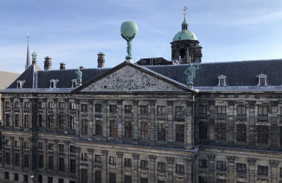 Amsterdam: City Center Walking Tour in italian - Kalverstraat and the rhythm of everyday Amsterdam