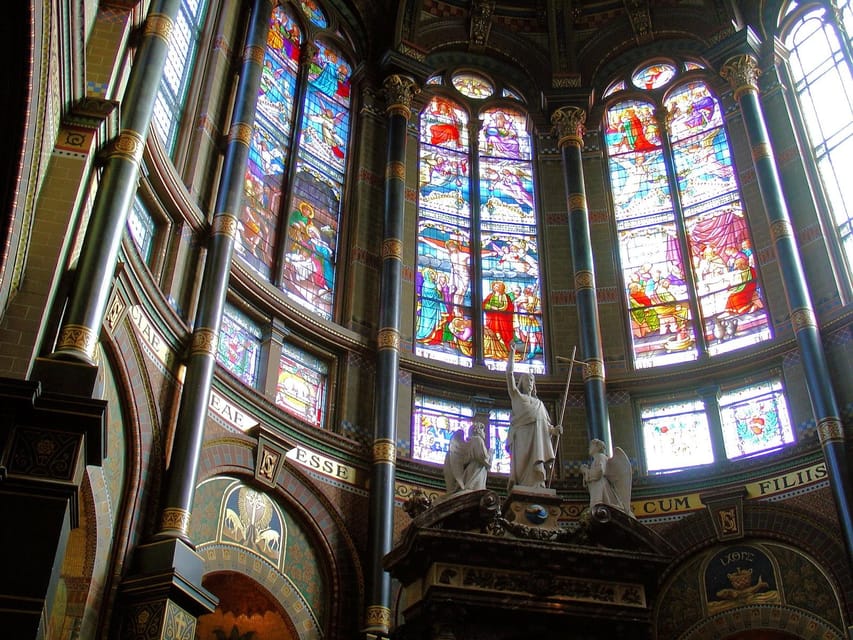 Amsterdam: City Highlights Walking Tour - Pricing and pacing for a 2-hour highlights walk