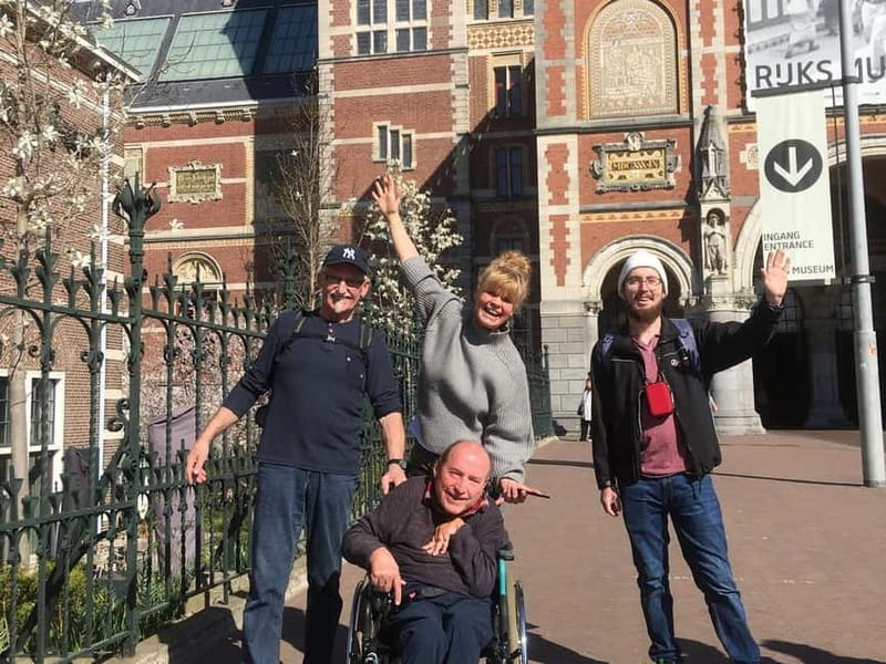 Amsterdam: City Tour in German - Language and group fit: who this tour is best for