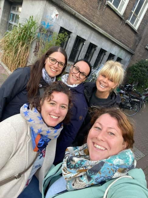 Amsterdam: City Tour in German - Canals and local life: the city feels like a place, not a checklist